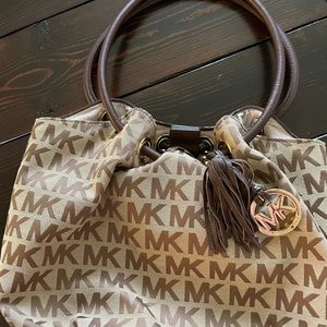 Michael Khors leather designed tote